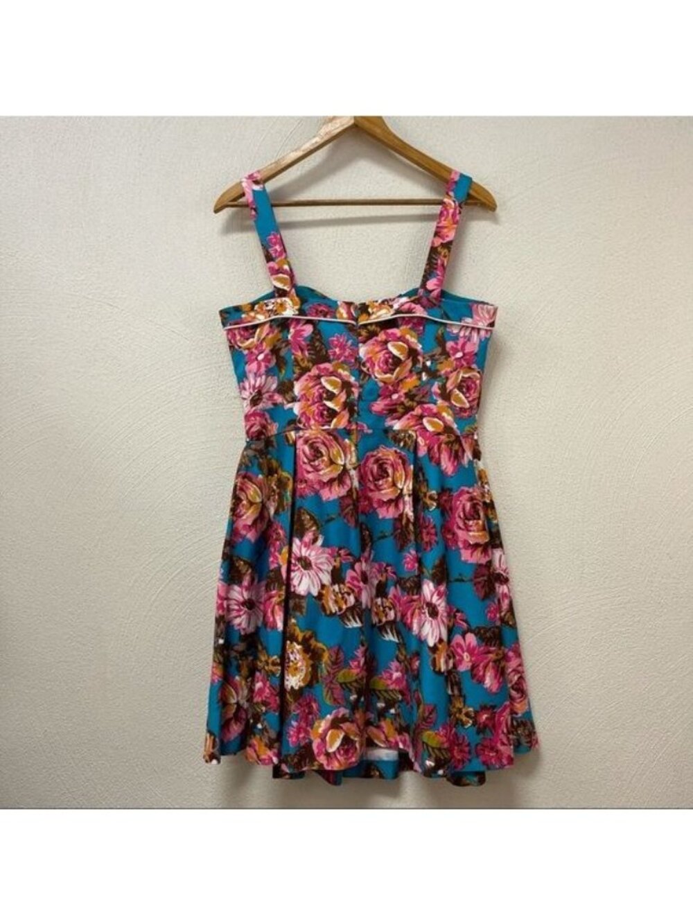 Beach Bash by Art & Tatyana Blue & Pink Floral Dress Sz Medium - Picture 4 of 4